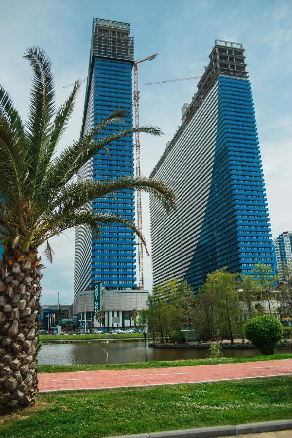 Hotel Kanzler Batumi Bagian luar foto